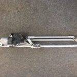 FORD FOCUS FRONT WIPER MOTOR AND LINKAGE-2