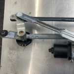 LV63RRU-FRONT WIPER MOTOR AND LINKAGE-3