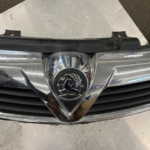 VAUXHALL ASTRA FRONT GRILL-2