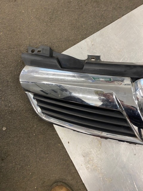 VAUXHALL ASTRA FRONT GRILL-3